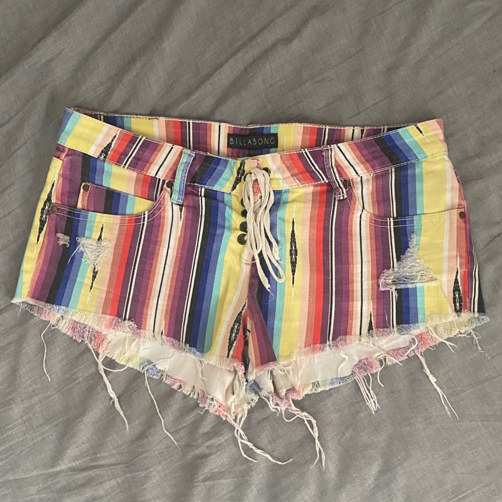 ❌SOLD❌ Billabong rainbow shorts